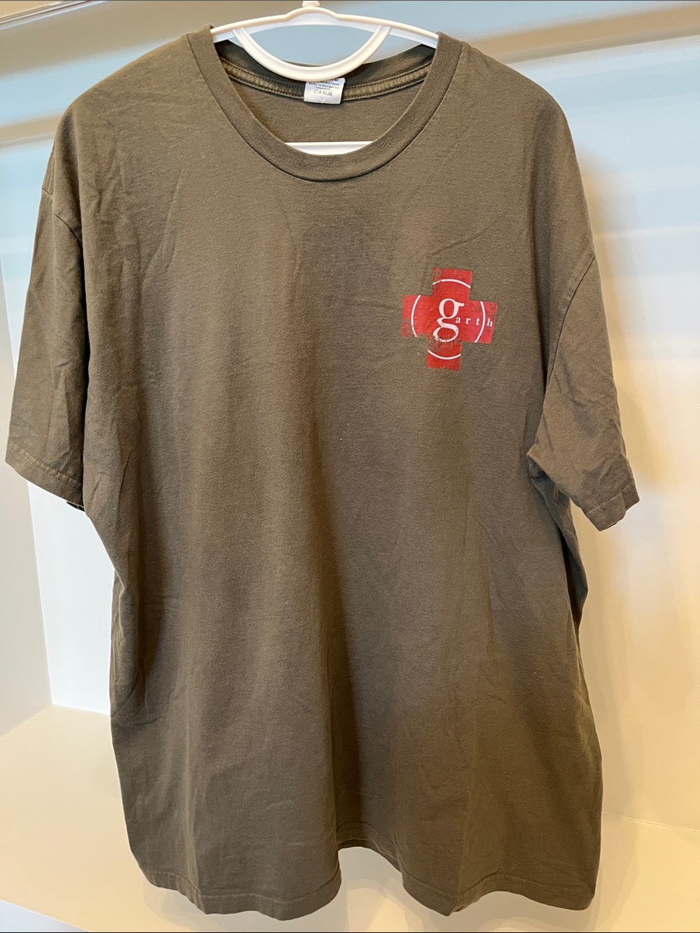 Garth Nashville 10 The Rescue Party Olive Green Short Sleeve Tee Size XXL Hanes